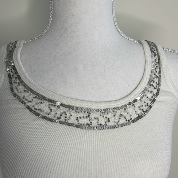 Old Navy White Tank Top with Shiny Detail Around Neck. EUC - Picture 2 of 9